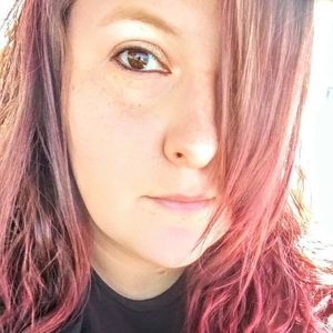 Meet your Posher, Cassandra